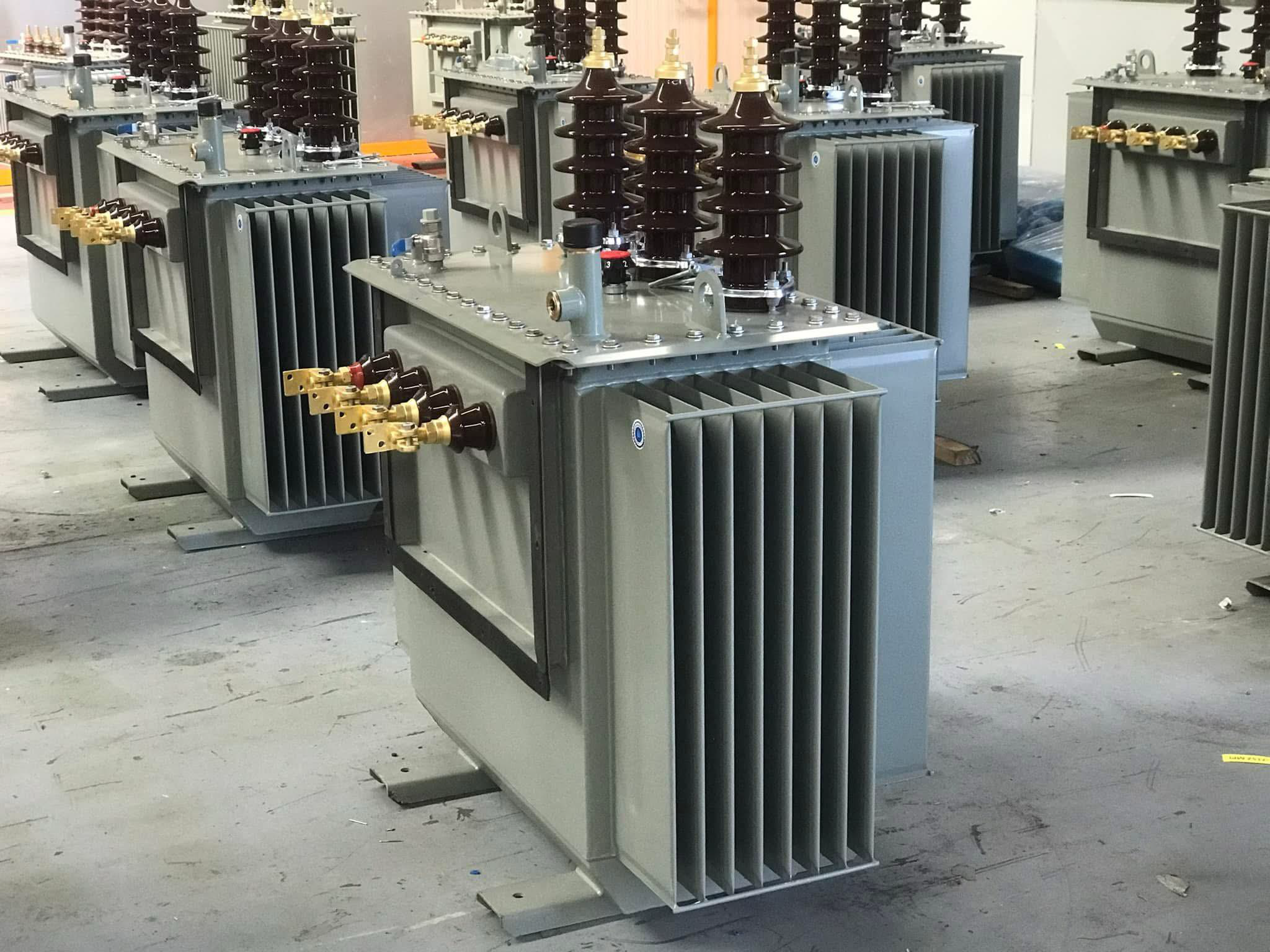 TRANSFORMER OVEN